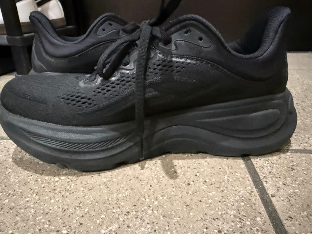 BEAUTY&YOUTH✖️HOKAスニーカー