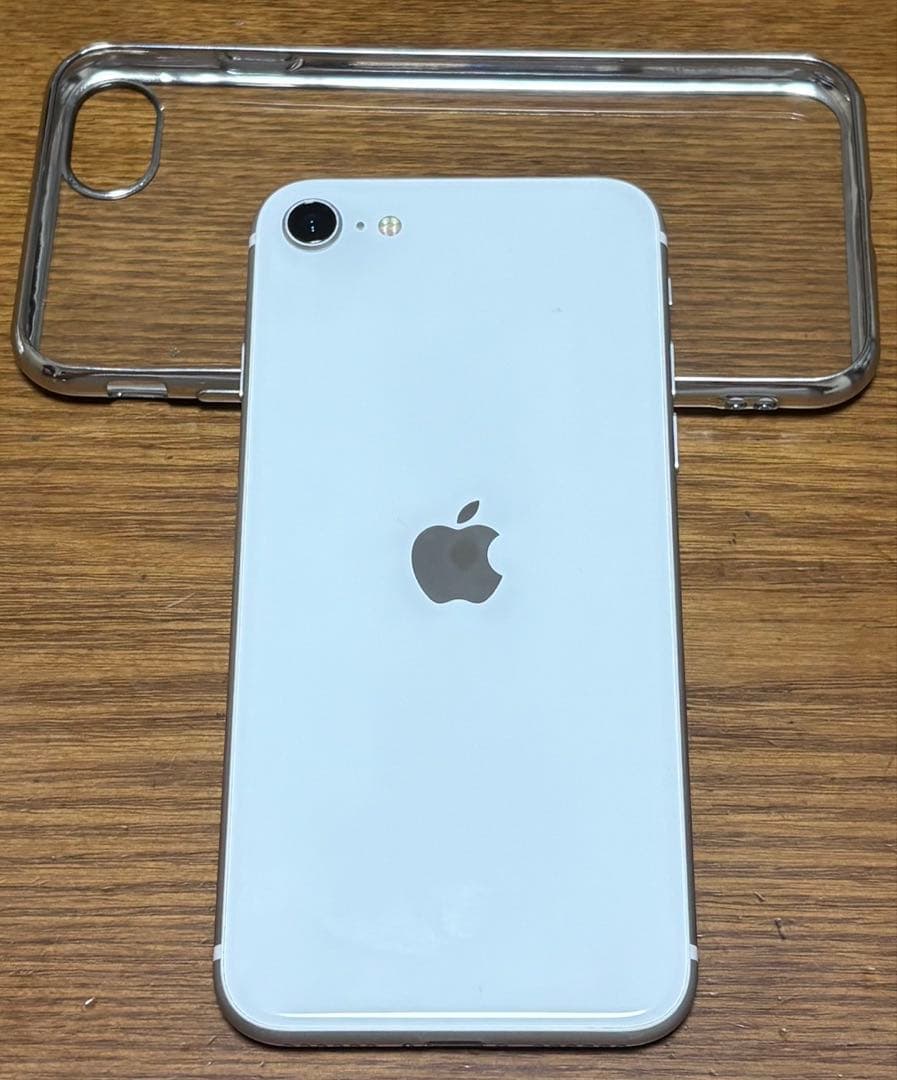 美品 iPhone se第2世代