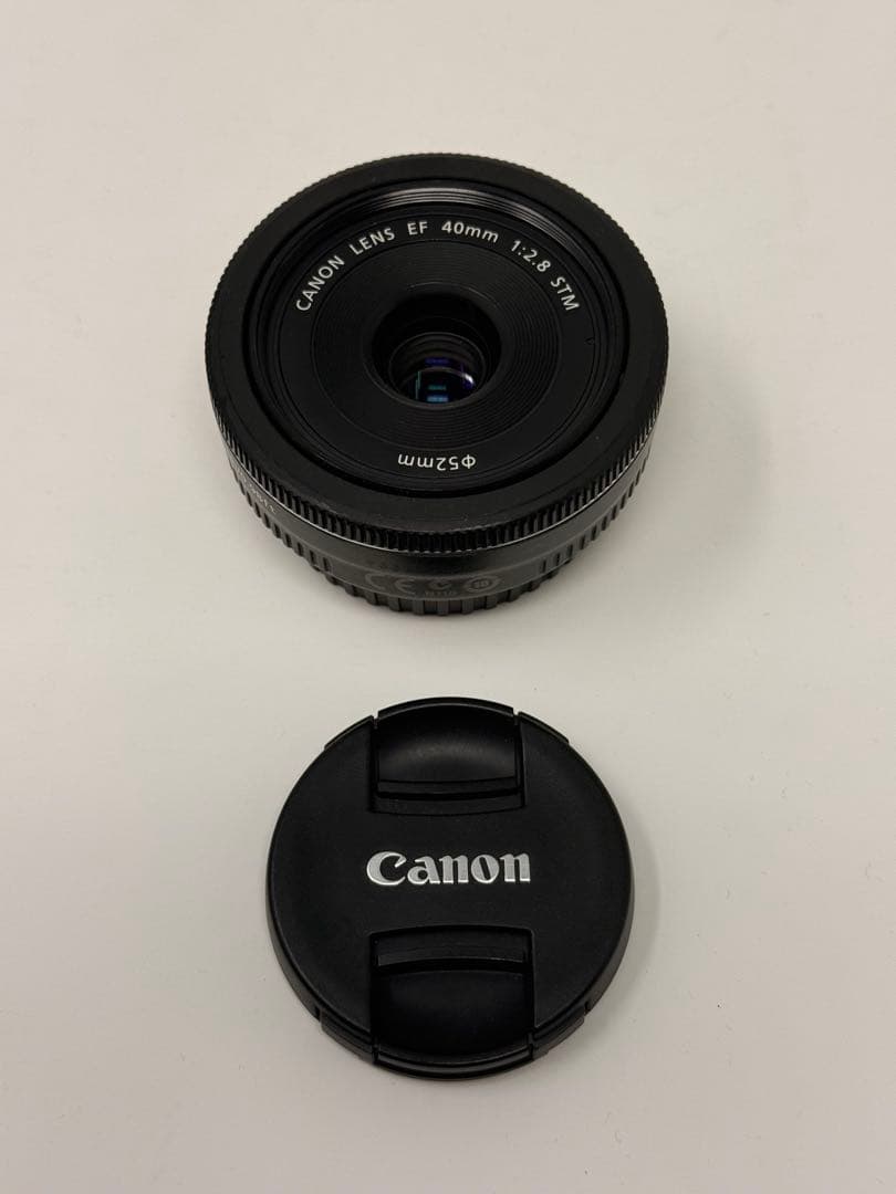 Canon EF 40mm F2.8 STM パンケーキレンズ