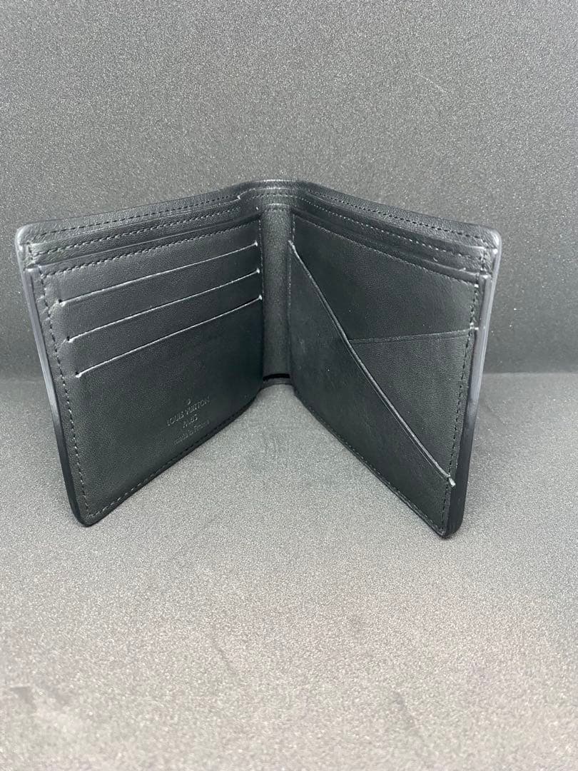 Louis Vuitton ブラック 二つ折り財布　アンフィニ