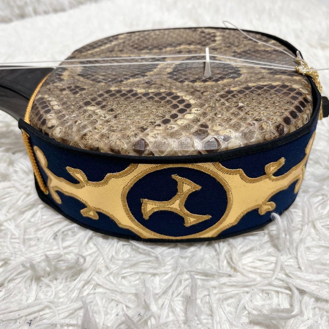 【美品】 琉球本蛇皮 三味線 クロコ調 ハードケース 爪 琉球三味線