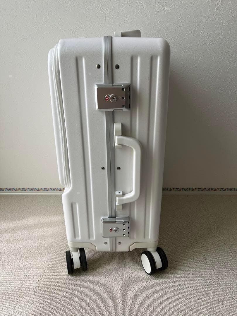 スーツケース 機内持ち込み usbポートキャリーケース Sサイズ