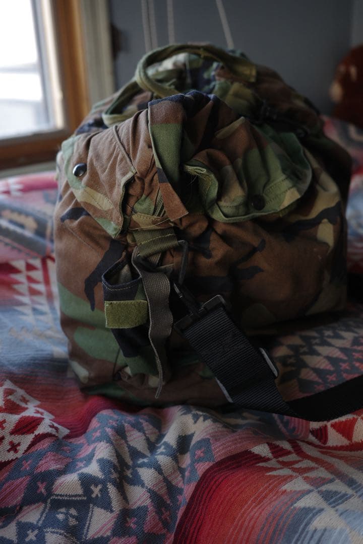 実物 USED 米軍 HGU-56/P ヘルメットバッグ ウッドランドカモ