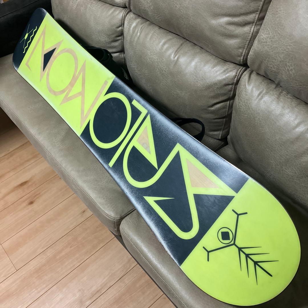 SALOMON SIGHT 153 × SALOMON DISTRICT M