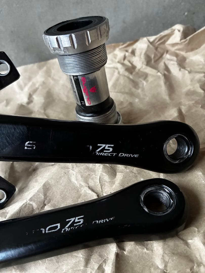 sugino75 Direct Drive クランクセット ブラック