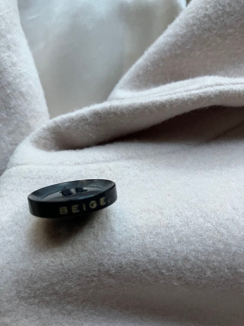 BEIGE ベイジ フード付きコート　白 アイボリー　日本製