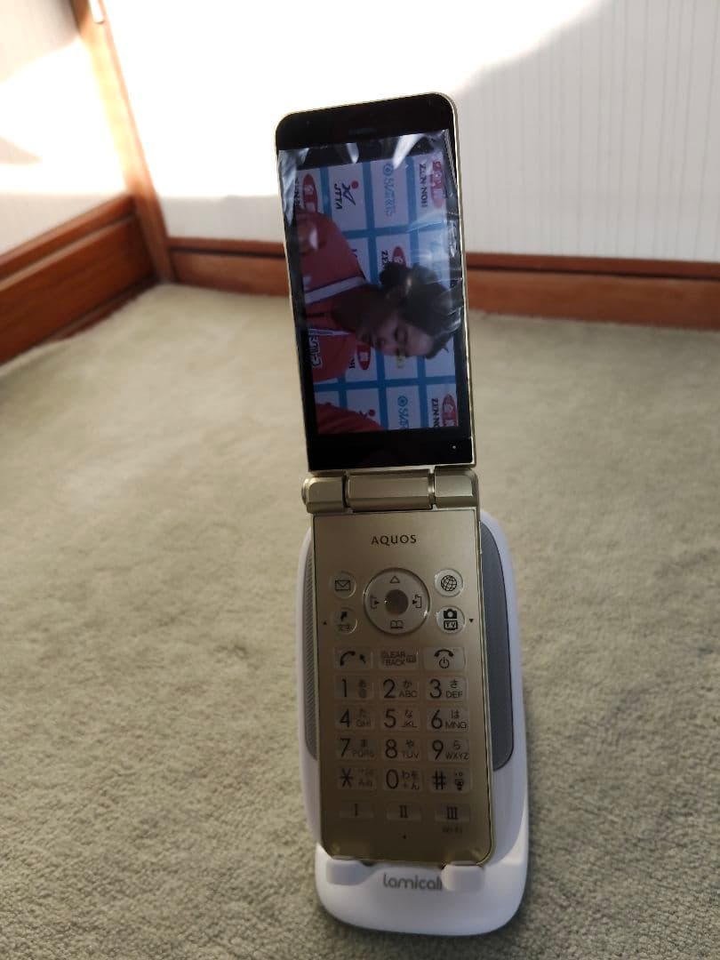 601SH AQUOSケータイ2 アクオス ほぼ未使用 フルセット 元箱入 !