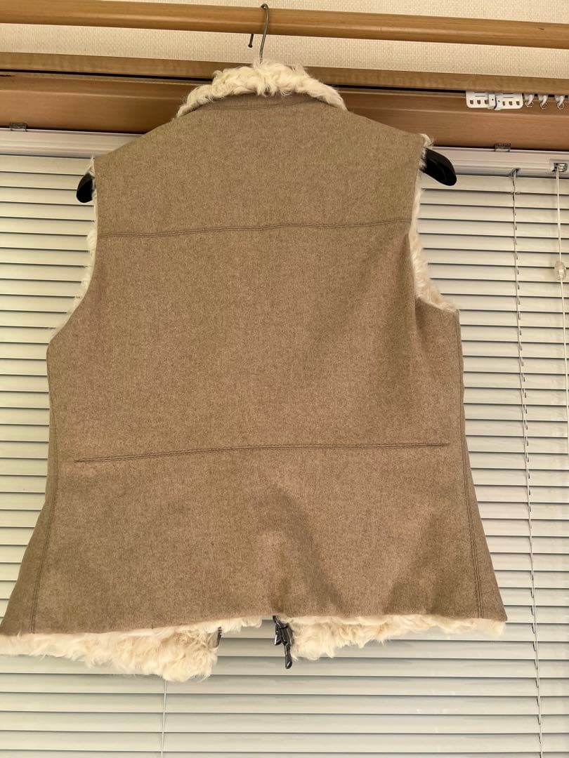 美品　hlam ラム 羊毛皮　リバーシブル　ベスト