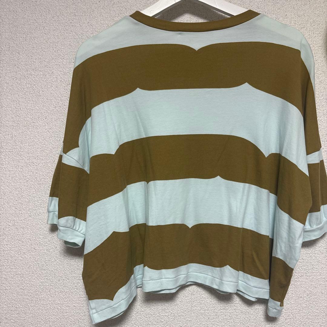 美品　minä perhonen 半袖Tシャツ