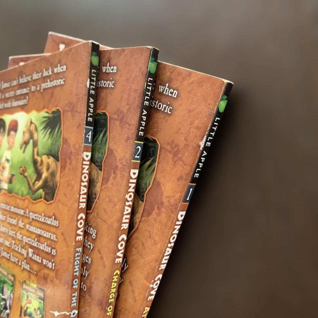 Scholastic DINOSAUR COVE #1 2 4 3冊セット