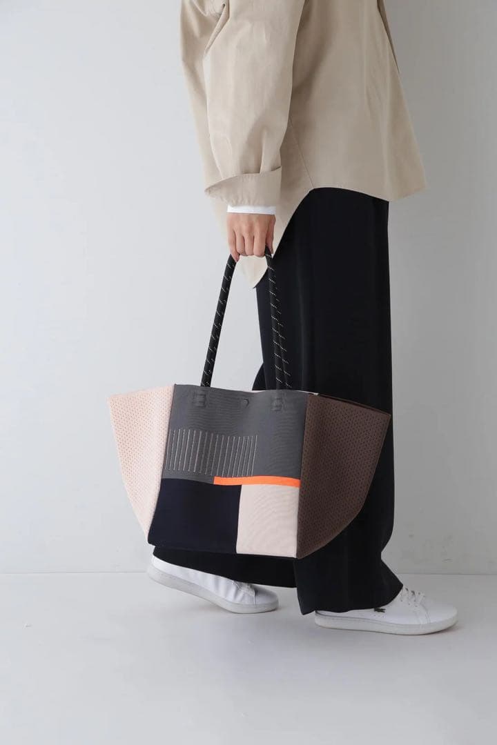 タグ付き未使用　TRICOTE トリコテ　SIDE MESH BAG