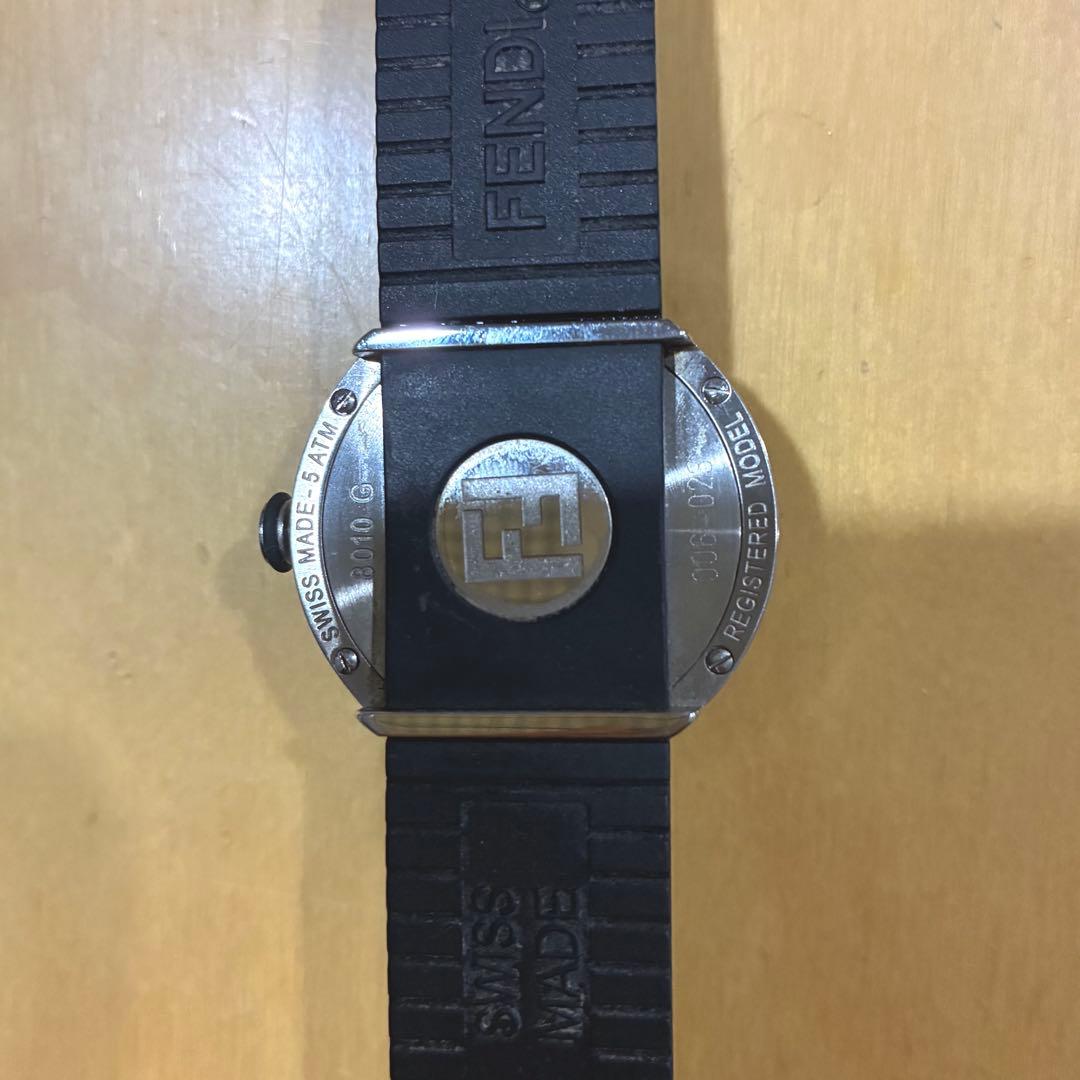 FENDI フェンディ スイス製腕時計 ブースラ グリーン