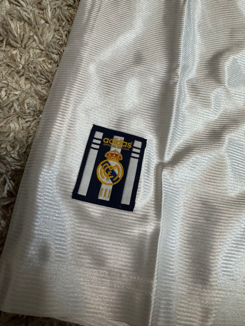 正規品新品未使用 レアルマドリード 復刻版 99/00 レプリカユニホーム XL