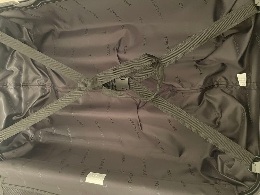 グリフィンランド　スーツケース　キャリーケース Mサイズ