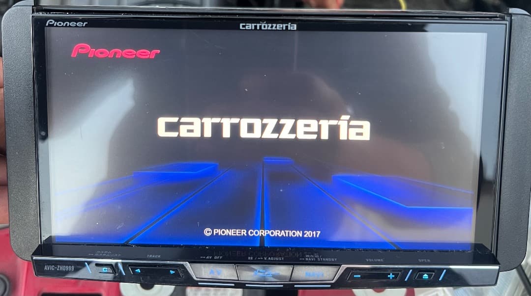 パイオニア AVIC-ZH0999 フルセグナビ。地図データ2017年版