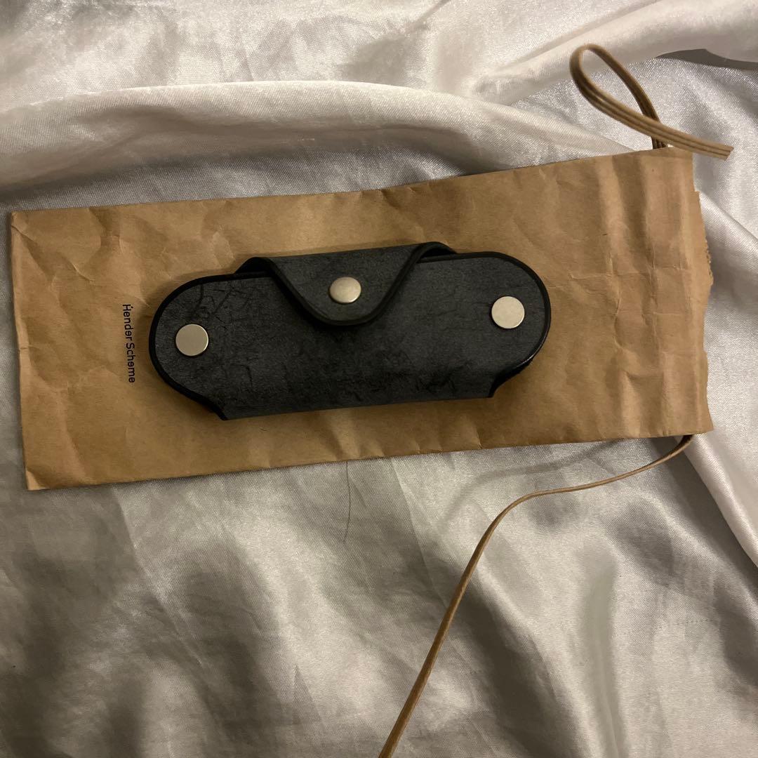 Hender Scheme ブラックキーケース