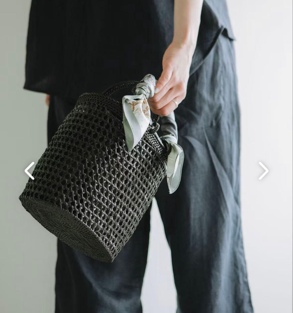 北欧、暮らしの道具店掲載hinthint / アタ素材の透かし編みカゴバッグ新品