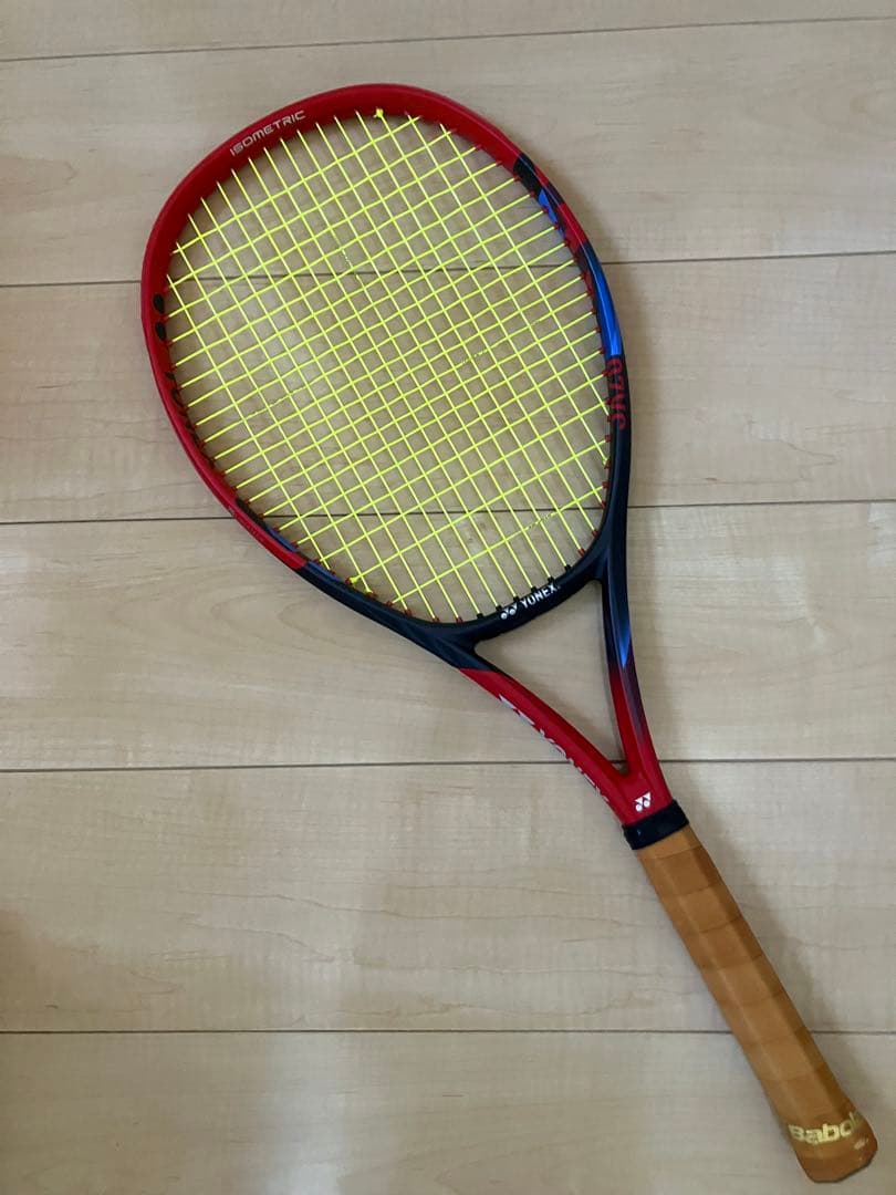 テニスラケット　ヨネックス　VCORE 100 ブイコア 100 G3