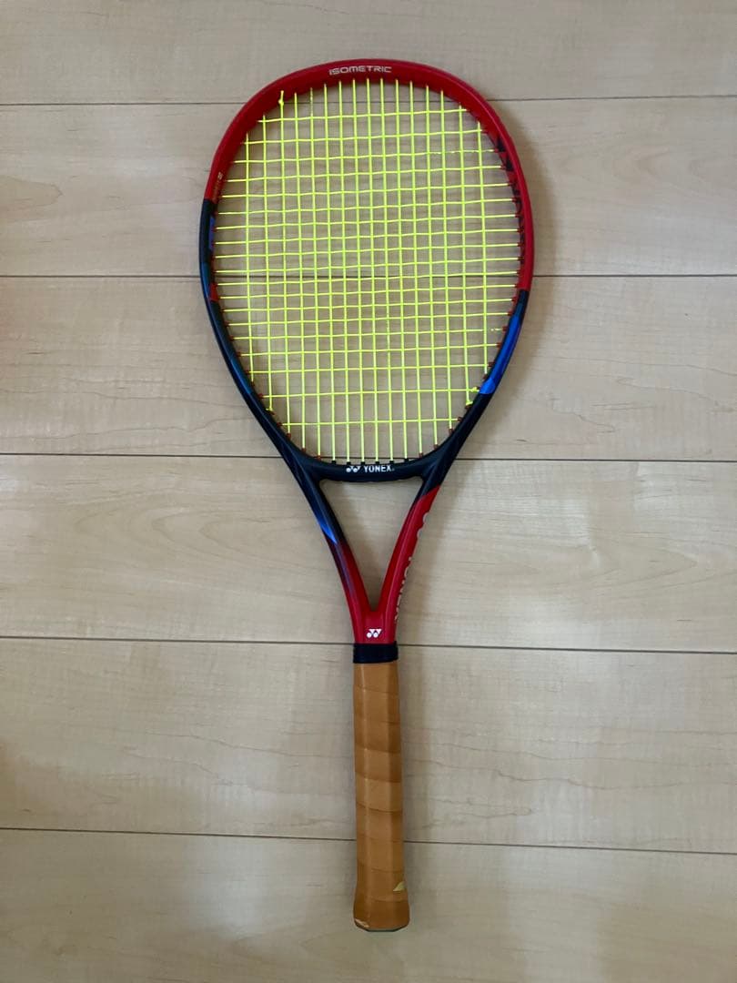 テニスラケット　ヨネックス　VCORE 100 ブイコア 100 G3