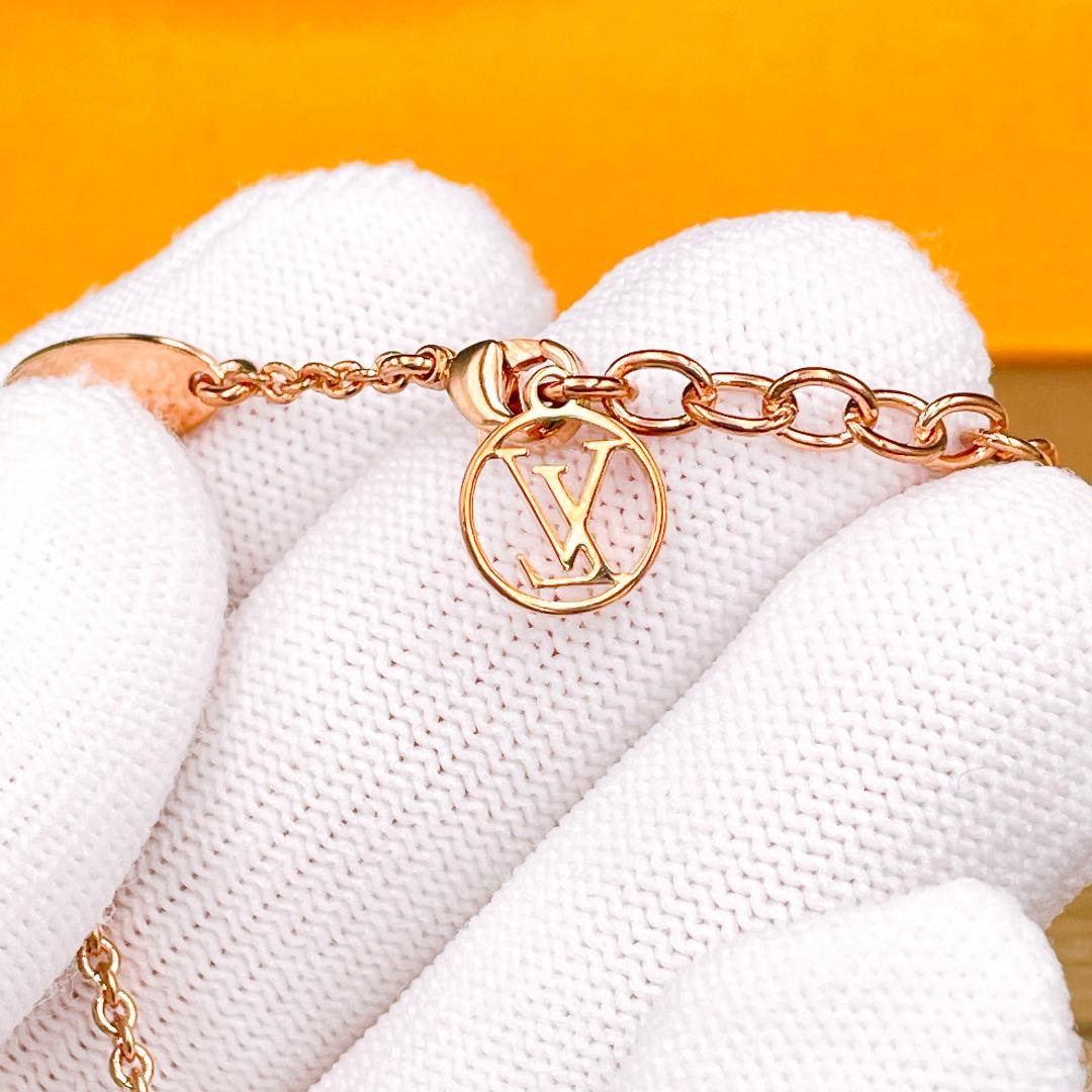 ◇ルイヴィトン◇ M80137 エセンシャルV ネックレス PG LE0241