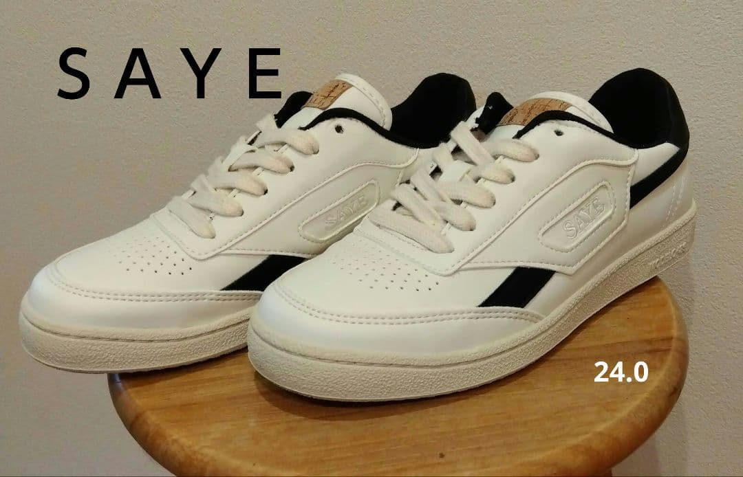 SAYE スニーカー ホワイト/ブラック 24.0cm フレームワーク