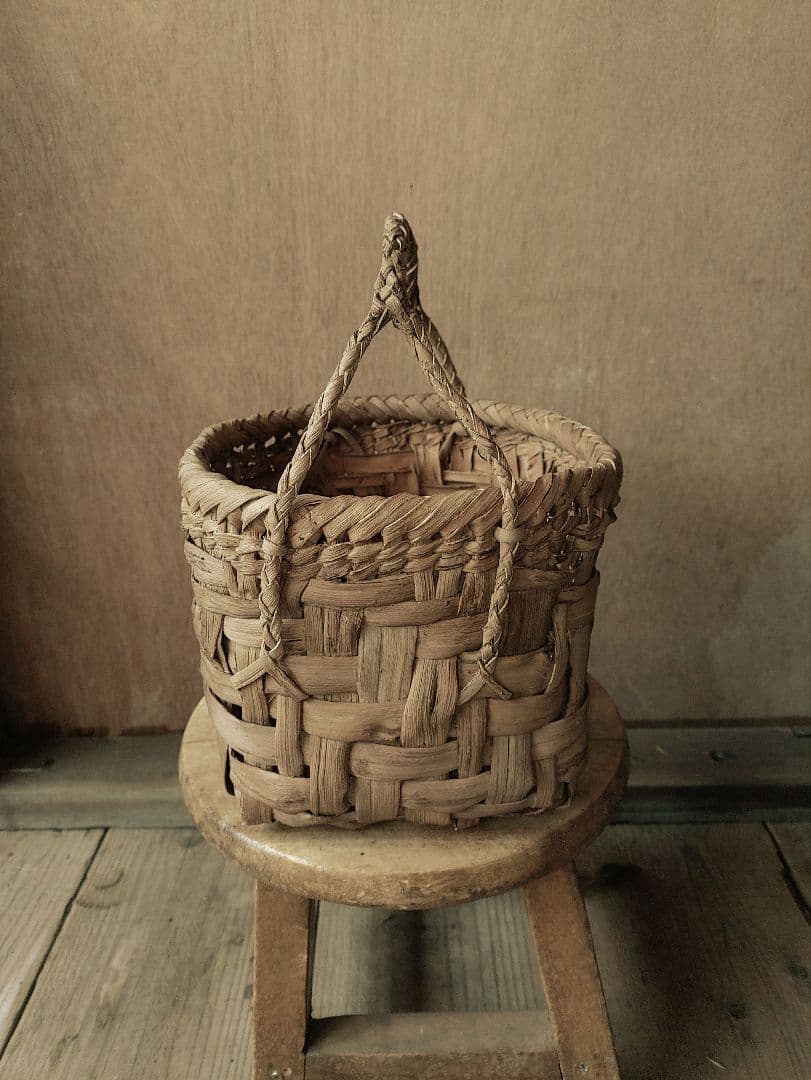 an。信州安曇野の山葡萄かごバック。里山手仕事。