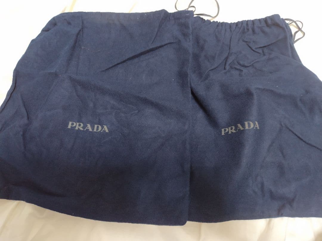 PRADA グリーン レザーシューズ BTS 着用 ジン テテ　JIN