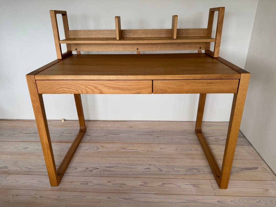 アクタス⭐︎ FOPPISH⭐︎学習机⭐︎セットでご購入の方プレゼント付き‼️