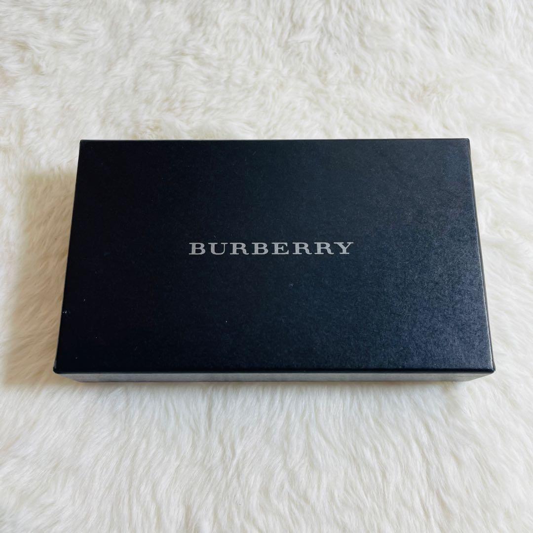 新品未使用品　箱付き　BURBERRY キーケース　ノバチェック　おしゃれ