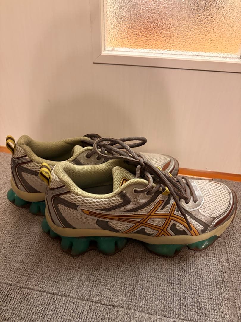 asics レディーススニーカー24.5cm