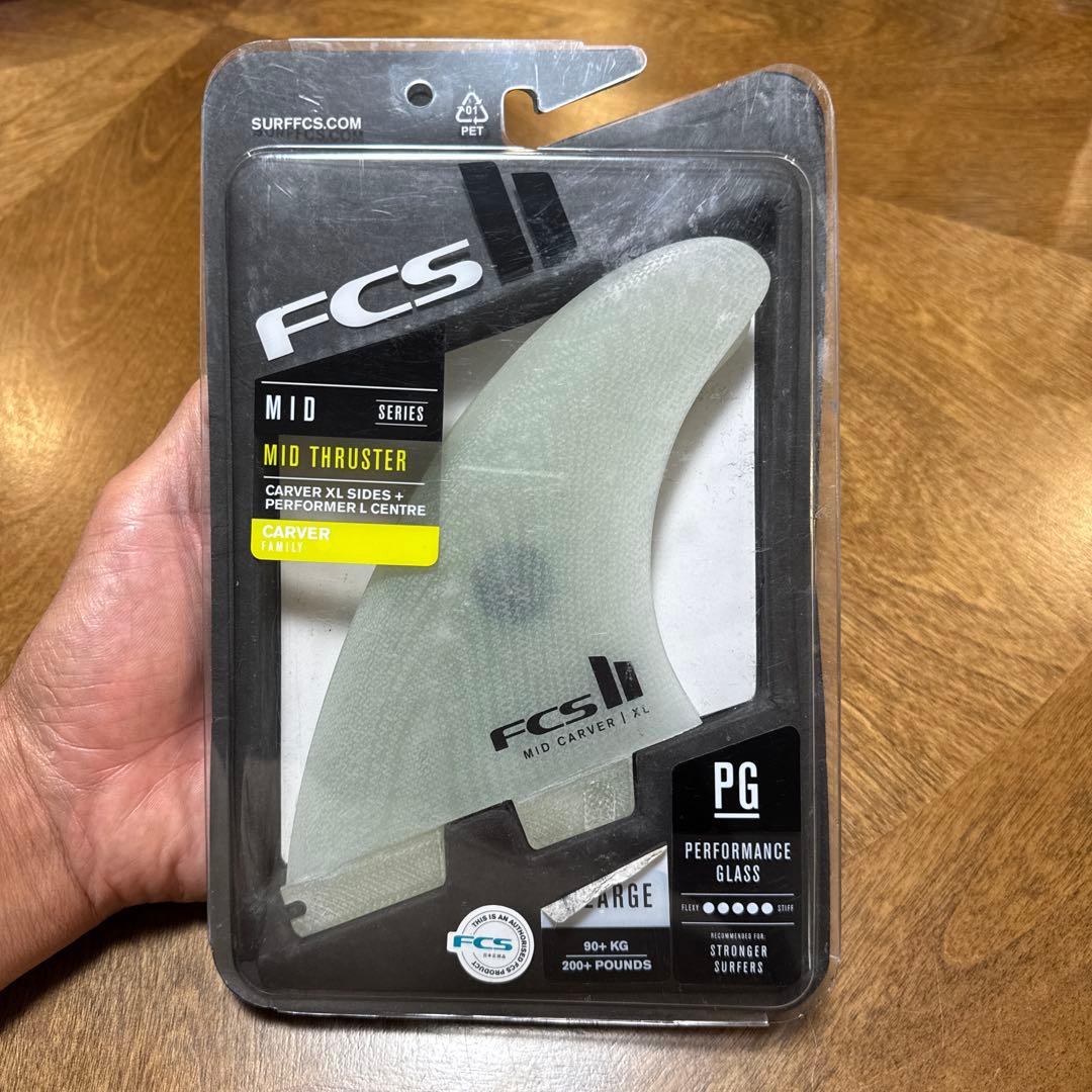 FCS II MID CARVER XL THRUSTER フィン