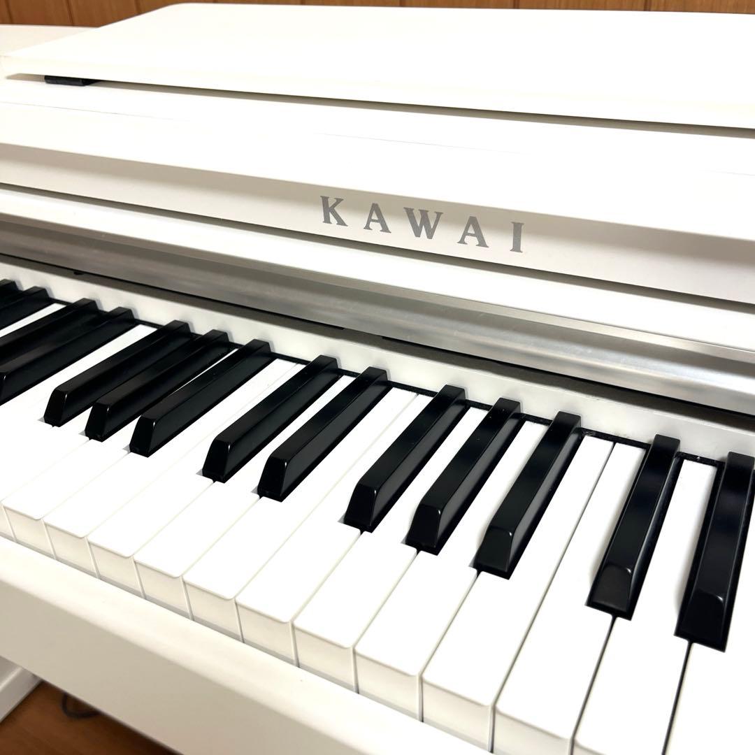 お値引き中⭐︎KAWAI カワイ　電子ピアノ ホワイト 椅子付き