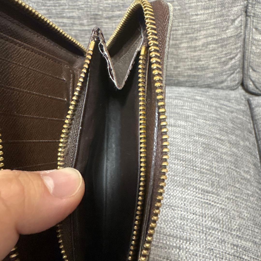 ルイヴィトン　ジッピーコンパクト