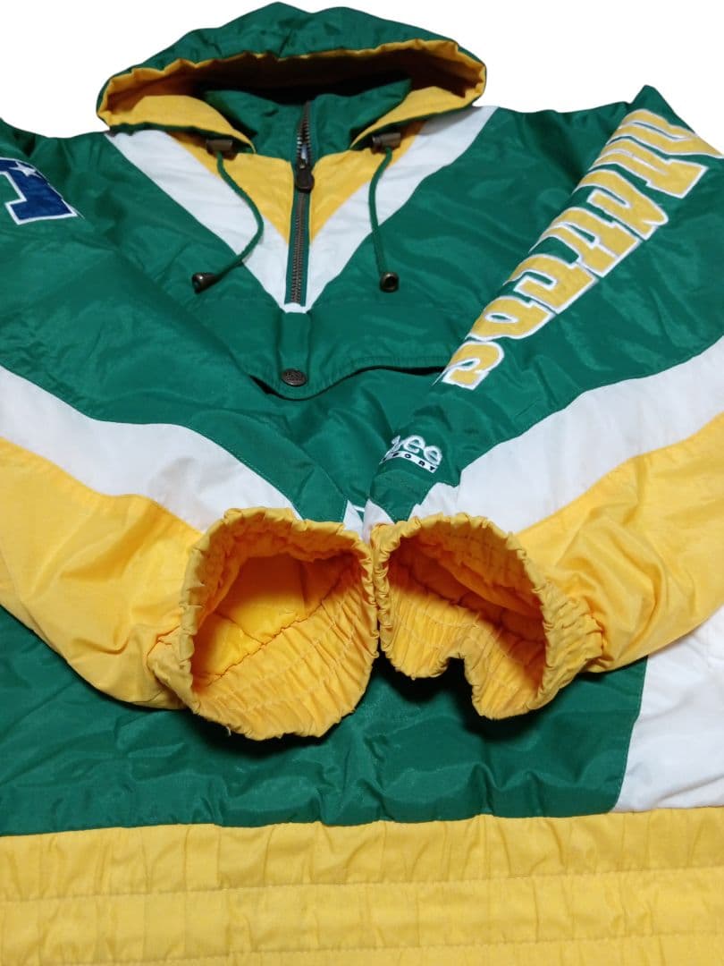 LeeSPORT NFL グリーンパッカーズ　ナイロンプルオーバージャケット