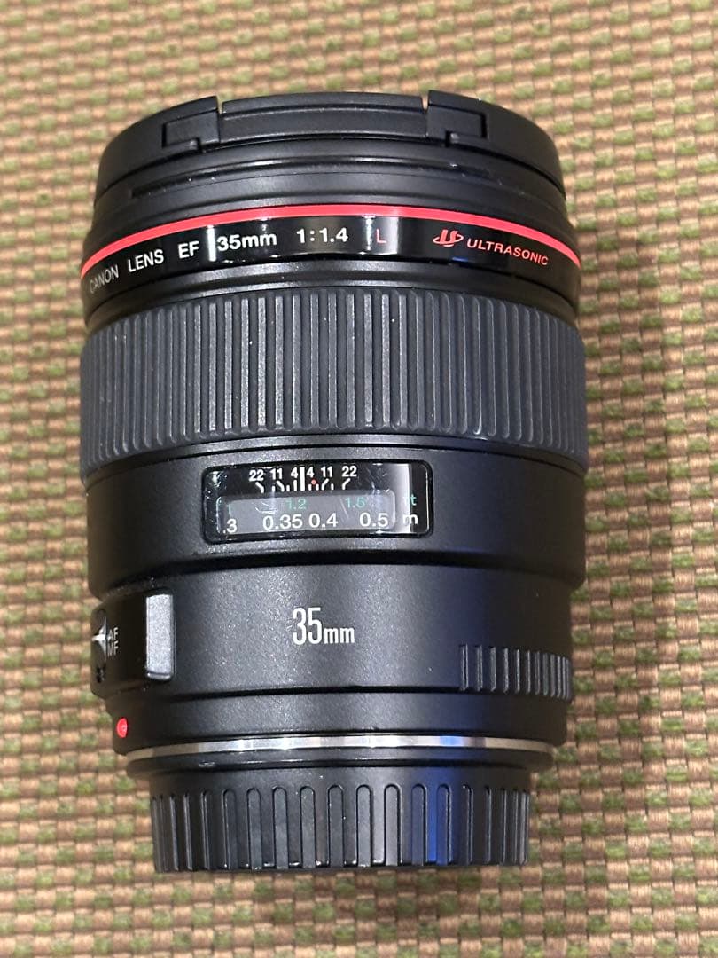 Canon EF 35mm f/1.4L USM レンズ（単焦点）