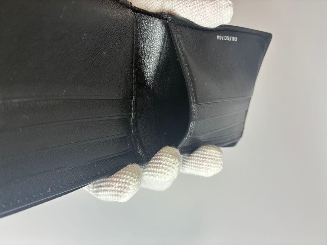 バレンシアガ　スーパービジー　二つ折り財布