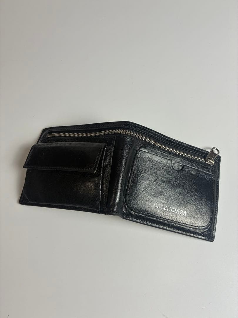 バレンシアガ　スーパービジー　二つ折り財布