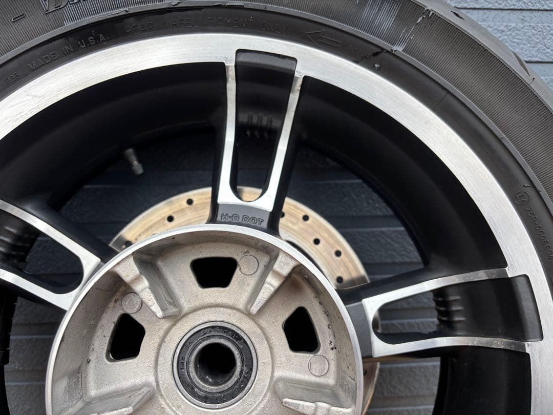 ハーレーダビッドソン　ストリートグライド　純正　リアタイヤ&ホイール