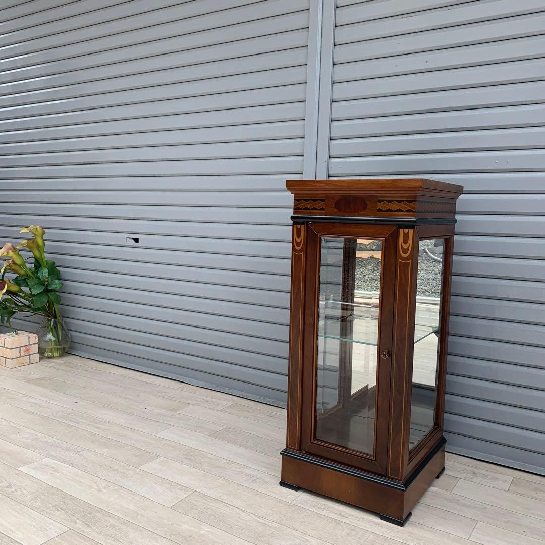 イタリア製　ガラス　飾り棚　棚　展示　ディスプレイ　ケース　ショーケース