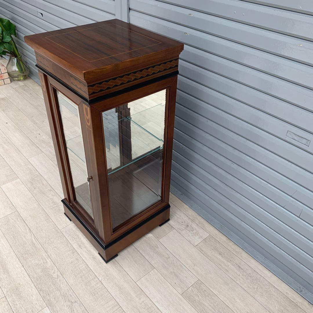 イタリア製　ガラス　飾り棚　棚　展示　ディスプレイ　ケース　ショーケース