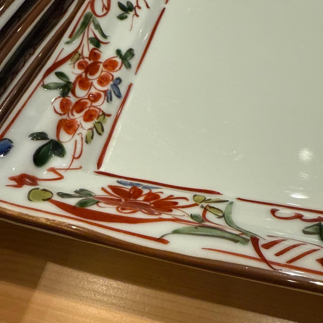 JA　花柄装飾の四角い皿セット　10枚　24センチ