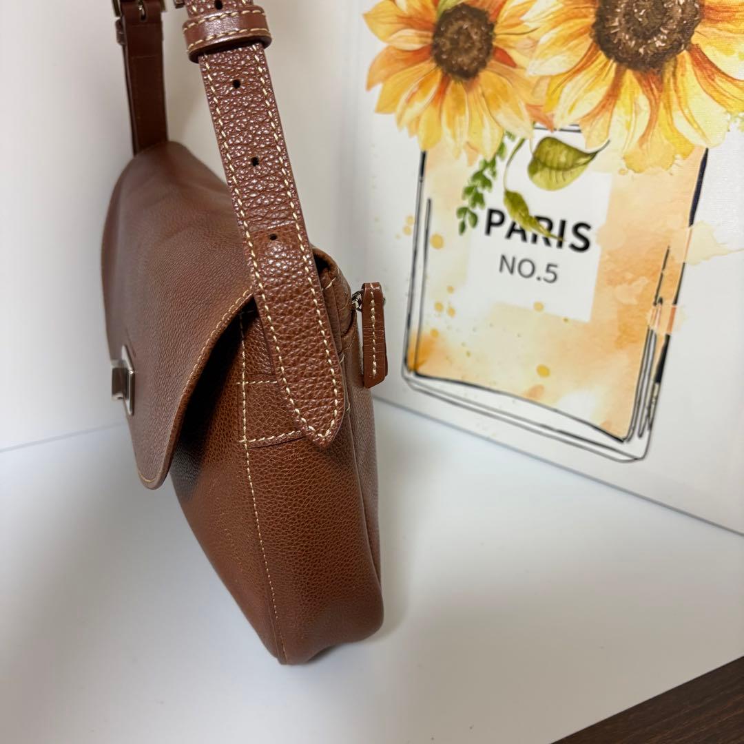 ☆美品☆ロンシャン　ショルダーバッグ　タンロック　ヴィンテージ　完売品