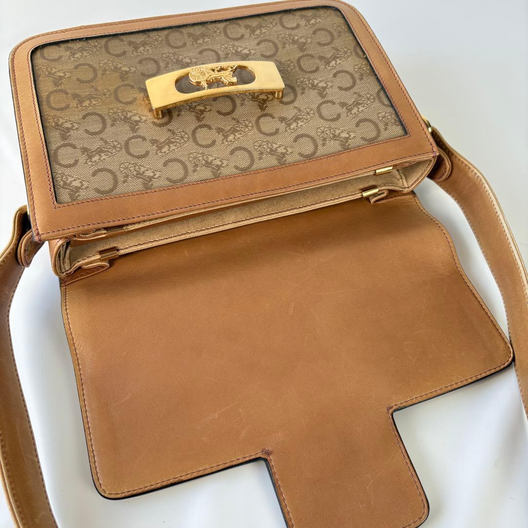 セリーヌ　Cマカダム ショルダーバッグ 馬車金具 ゴールド金具 ブラウン