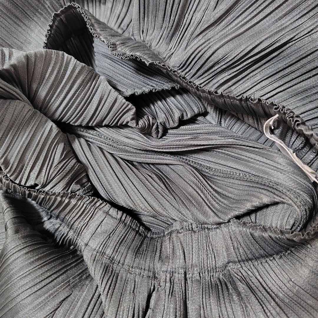 プリーツプリーズ　PLEATS PLEASE イッセイミヤケ　パンツ　ハーフ　1