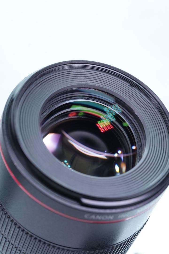 Canon EF 100mm f/2.8L IS USMマクロレンズ　三脚座付き