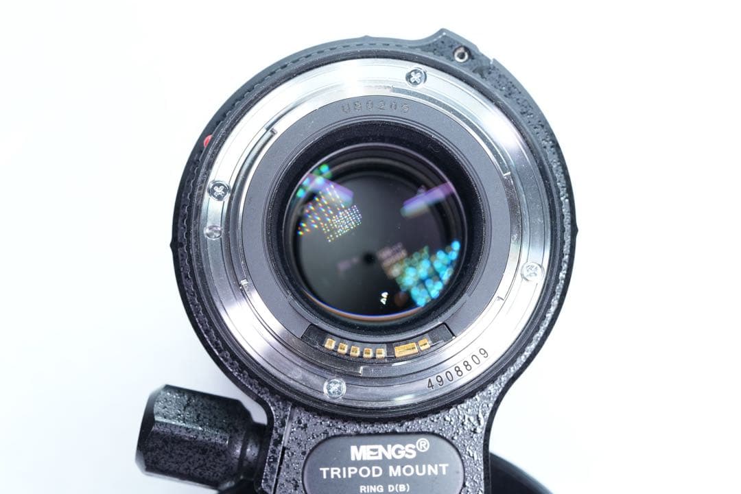 Canon EF 100mm f/2.8L IS USMマクロレンズ　三脚座付き