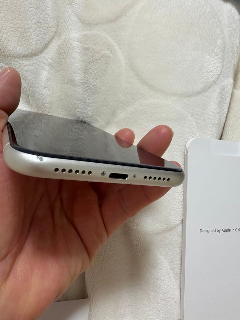 Apple iPhone 11 ホワイト 64GB
