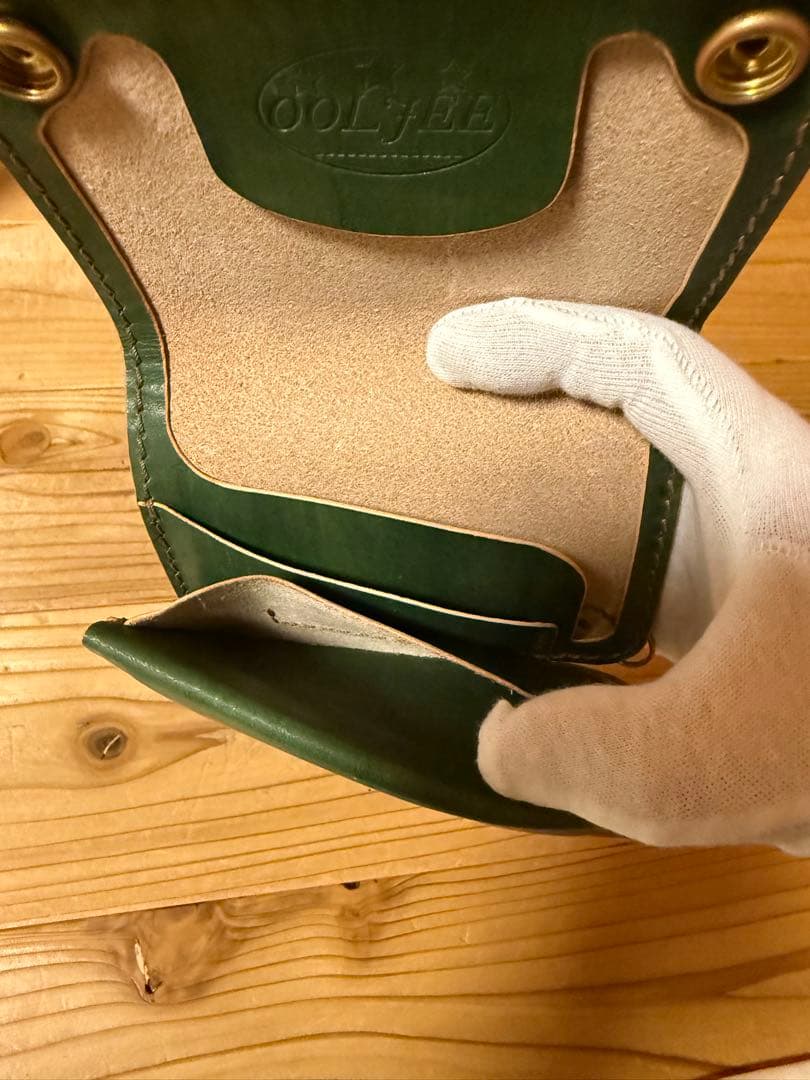 OOLJEE leatherミドルウォレット　トラッカーウォレット