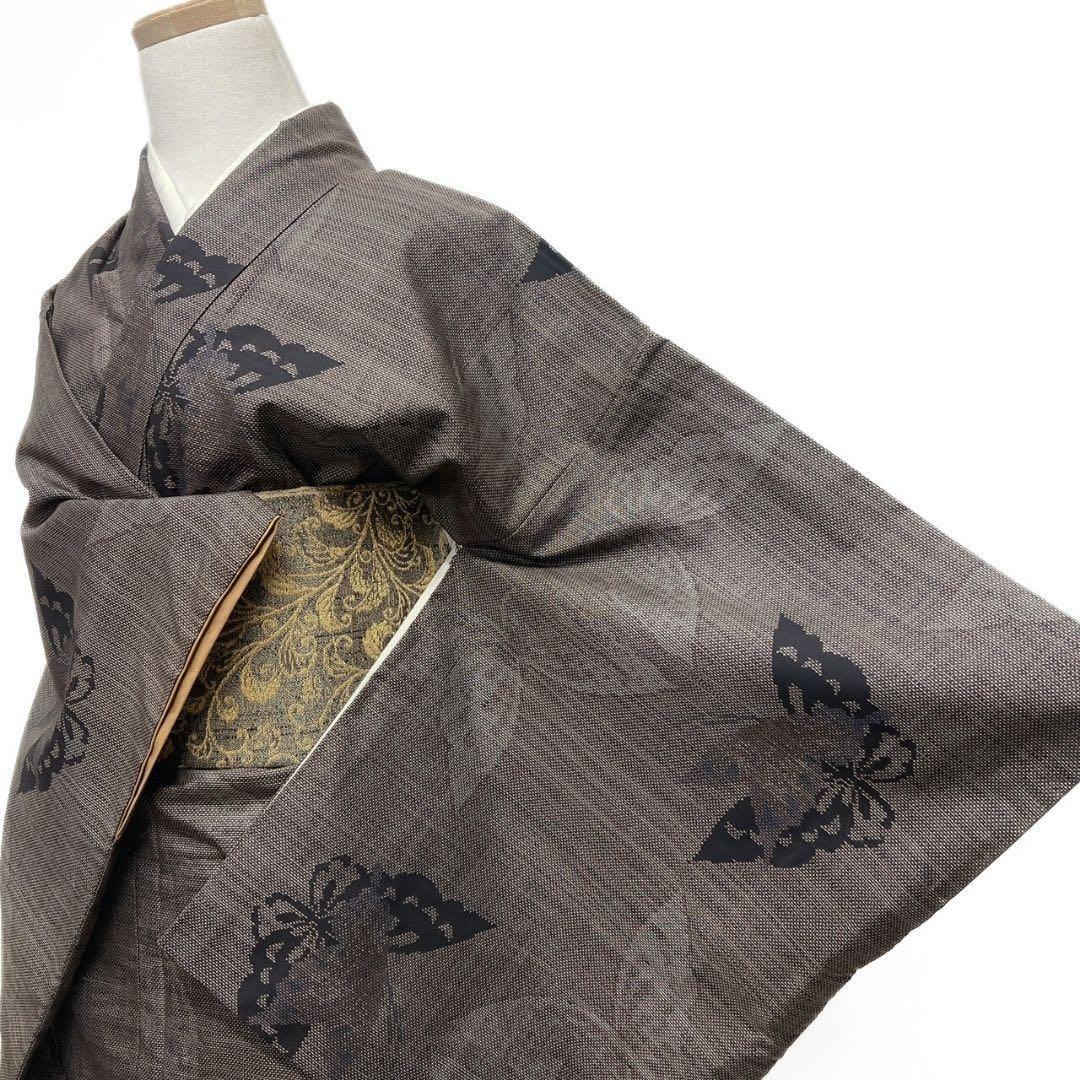 大島紬　小紋　泥染　蝶　蝶模様　着物　014b p