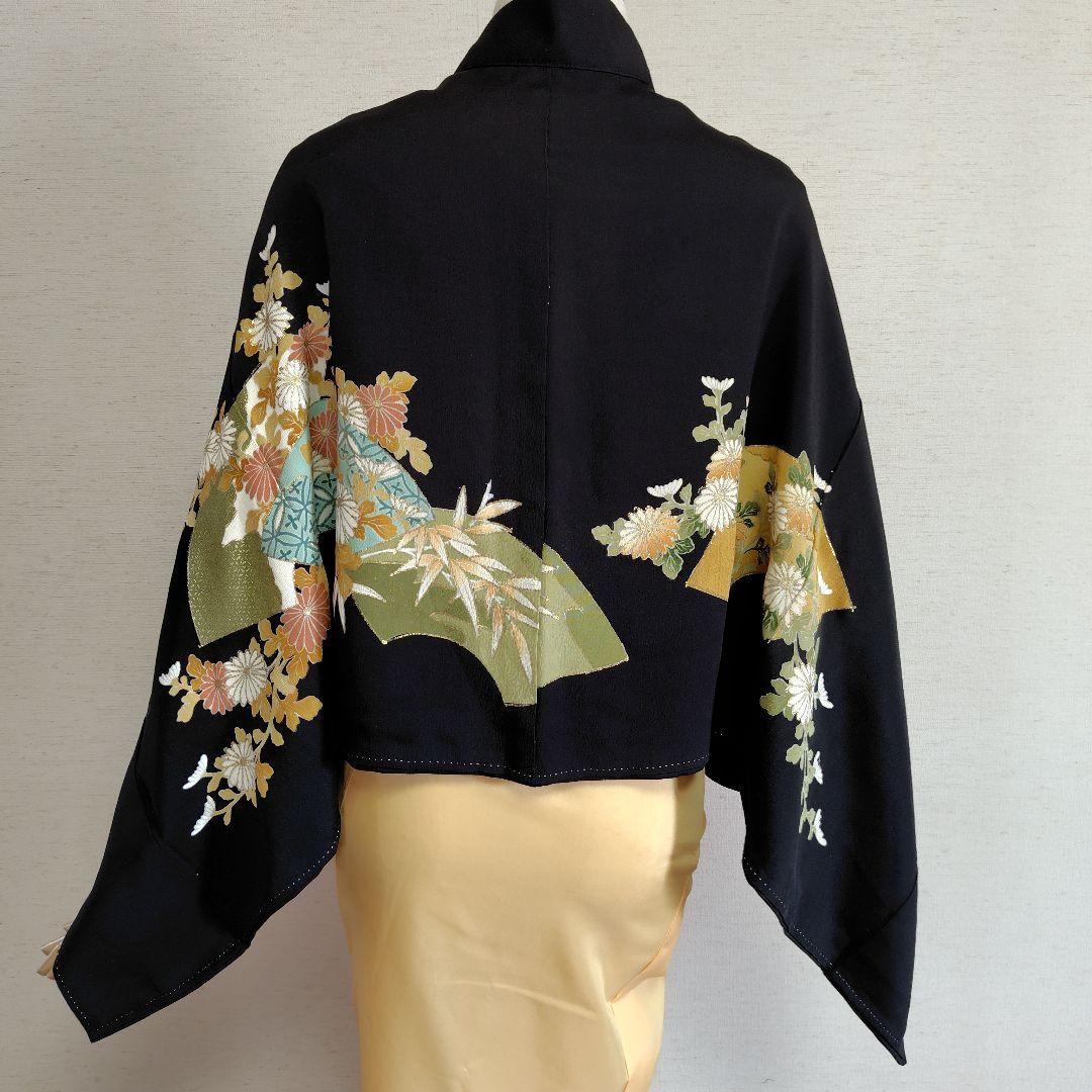 着物リメイク　ケープポンチョ　正絹黒留袖　植物花柄　オープンファスナー　男女兼用